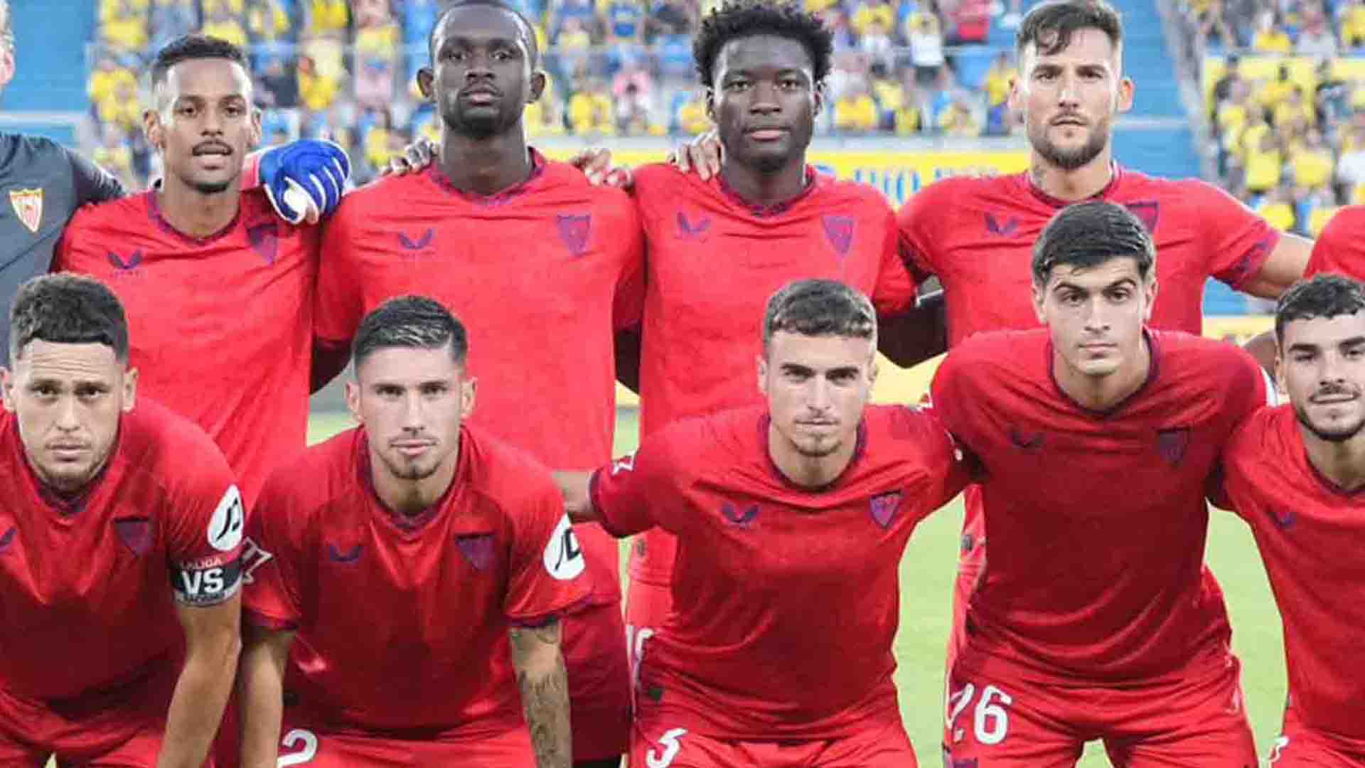 Sevilla Kalahkan Fenerbahçe 2-1 di Ramón Sánchez Pizjuán